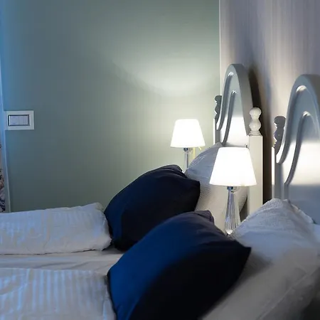 Rossodisera Bed & Breakfast 3*